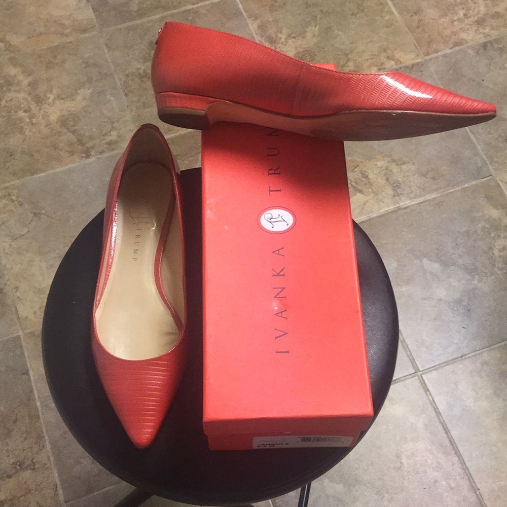Adorable Ivanka Trump shoes ✨